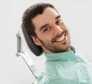Why Professional Teeth Bleaching Is Gaining Popularity